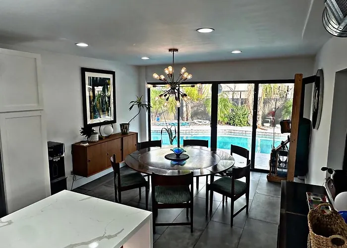 Mid-century Escape Ferienhaus Phoenix
